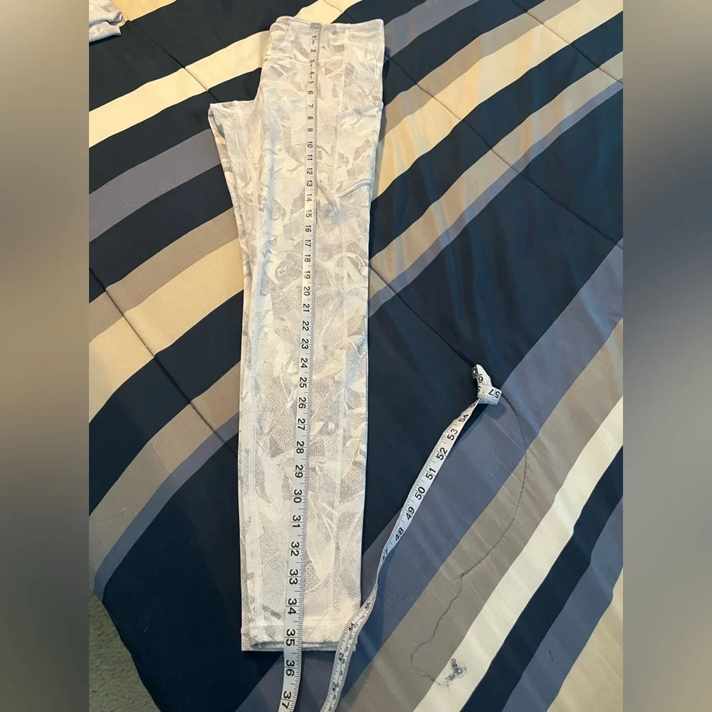 🍋 LIKE NEW Lululemon Speed Up Tight *28" - Jasmine White Multi - Sz 8 - Picture 14 of 16